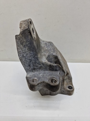 Genuine LEXUS IS 220D SE 2005-2012 ENGINE MOUNT DRIVER SIDE - Picture 4 of 5