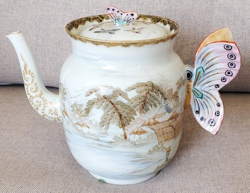 KUTANI WARE ANTIQUE NIPPON CHOCOLATE POT BUTTERFLY HANDLE TEAPOT HAND PAINTED