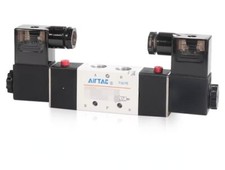 1pcs AirTAC 4V32008B  Solenoid Valve 4V320-08B  DC24V