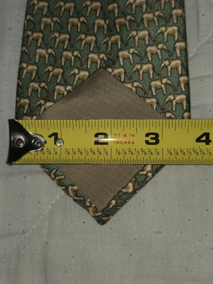 Corbata de cuello de seda con patrón de elefante Jim Thompson verde circo AOP NUEVA CON ETIQUETAS Foto 4 de 4