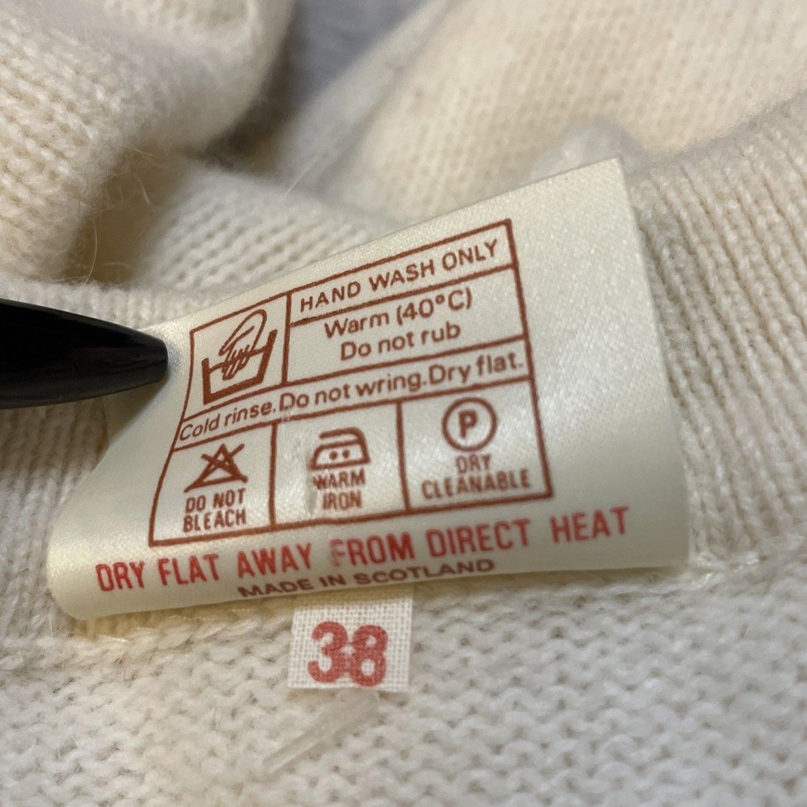 EDINBURGH Lambswool Collared Pullover Sweater But… - image 8