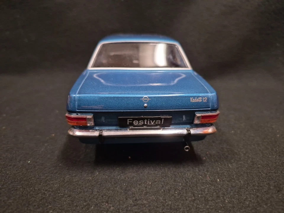 KK SCALE  SCALA 1:18 OPEL KADETT  1.2 FESTIVAL - Immagine 3 di 4