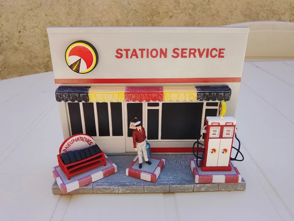 decor station service en plastique - Photo 1/2