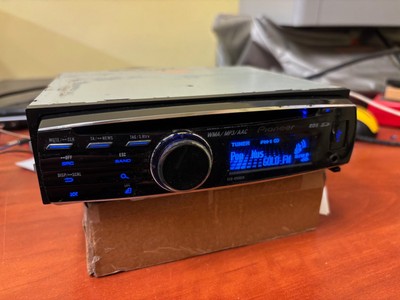 Pioneer DEH 8300SD  CD RDS Tuner with USB and AUX Input Subwoofer control