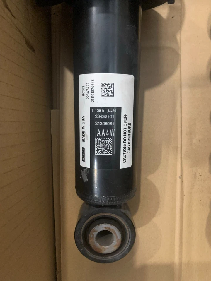 Muelles helicoidales de puntal de suspensión Chevy Colorado/GMC Canyon 2015-2022 OEM 19471456 Foto 2 de 2