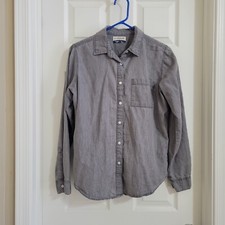 Magellan Outdoors Classic Fit Gray Button Down Shirt Men's Sz Small