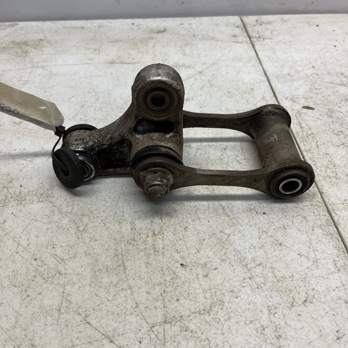 LEVER SET, REAR CUSHION