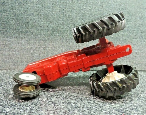 International Harvester Toy Farm Tractor Red Metal 8" Long White Rims 18-4-34 - Picture 6 of 6