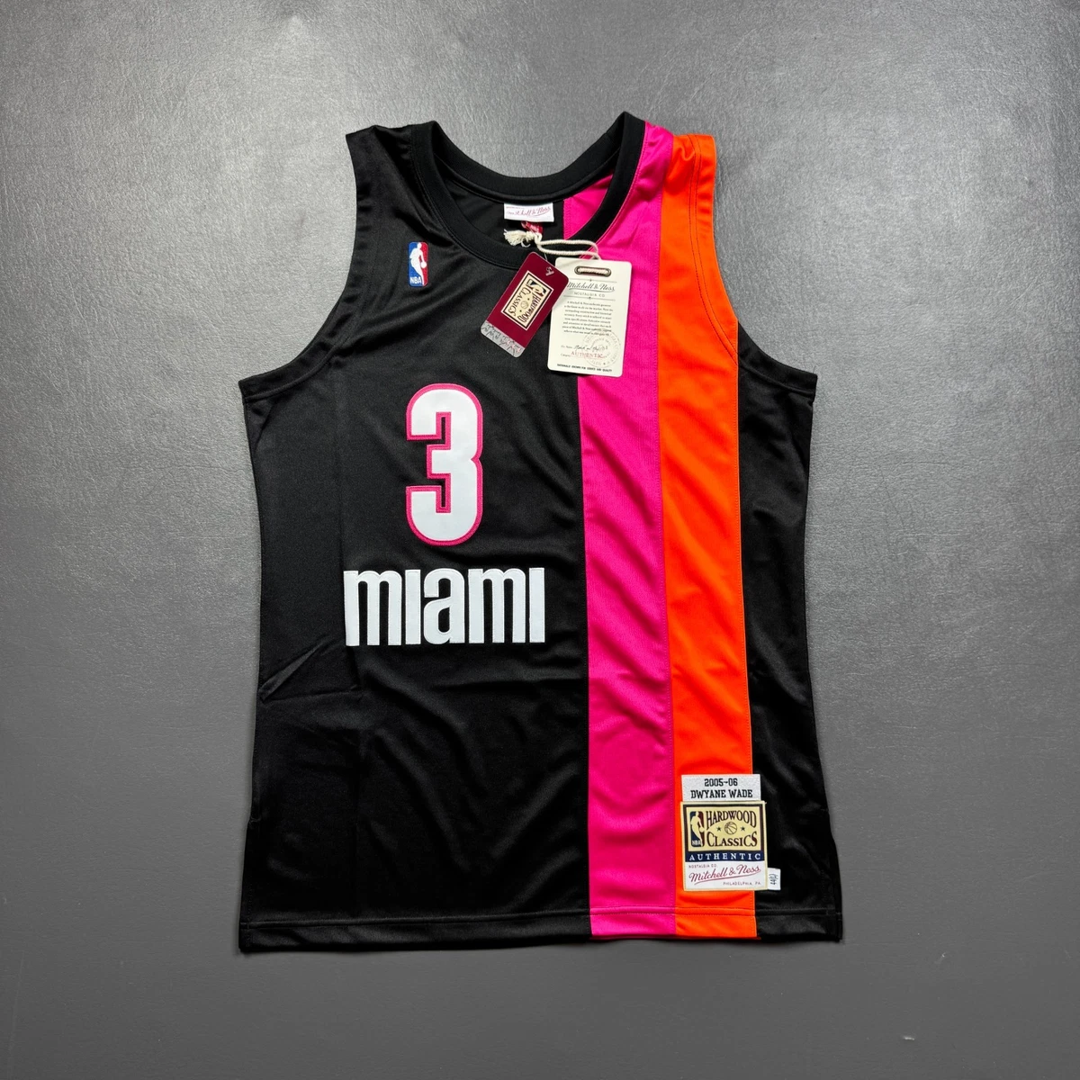 新品未使用　ミッチェルネスDwyane Wade ユニフォーム Mitchell & Ness Dwyane Wade NBA Jerseys for sale | eBay