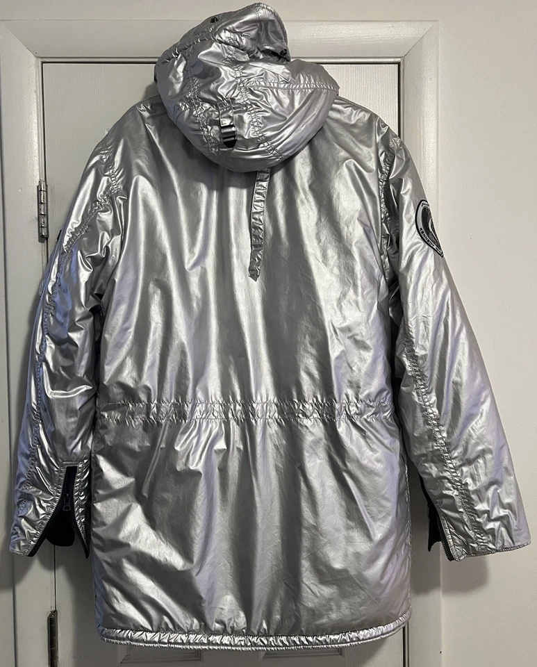ALPHA INDUSTRIES NASA APOLLO PUFFER PARKA Limited Edition Silver Sz L - Image 2 of 3