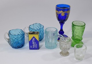 antikes SCHNAPSGLÄSER SET Biedermeier Stamper Blau Grün Goldstaffage Pressglas