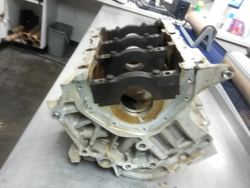 Engine Cylinder Block For 99-02 Chrysler 300M 3.5 - Image 2 of 4