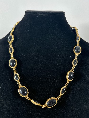 Vintage Statement Necklace Fashion Jewelry Beaded Black Gold Tone T-Bar Toggle - Picture 2 of 12