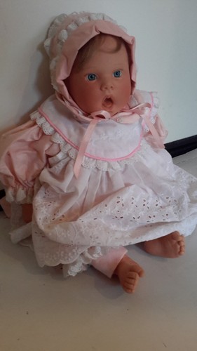 Vintage 1994 Lee Middleton Baby Doll Blonde Hair Blue Eyes #071294 Weighted EUC - Picture 2 of 21