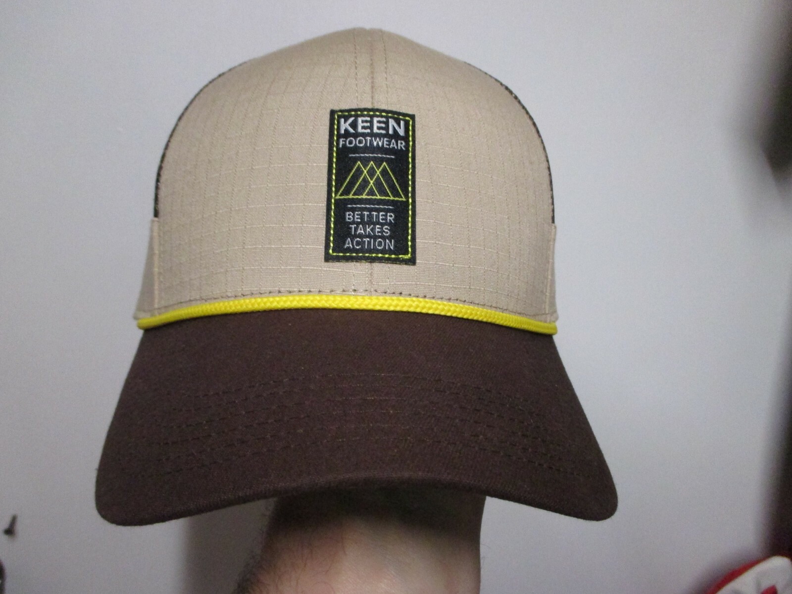 CAPPELLO DA BASEBALL KEENE FOOTWEAR (TRUCKERS SNAPBACK) (REGOLABILE) NUOVO CON ETICHETTE $30 KAKI MARRONE