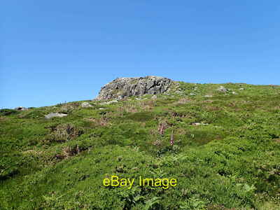 Photo 12x8 Rock outcrop, Mynydd y Graig Rhiw/SH2228 The summit ridge of M c2021
