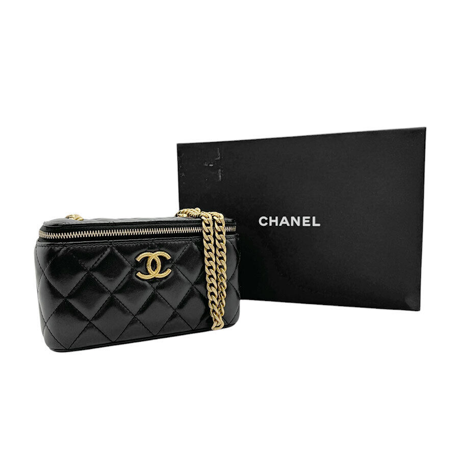 Auth CHANEL Matelasse Vanity Case Crossbody Shoulder Bag Auth CHANEL Matelasse Vanity Case Crossbody Shoulder Bag