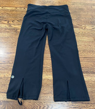 Lululemon Pants Women 6 Black Yoga Stretch Stirrups Logo Pull On Athleisure