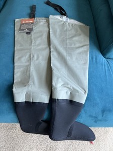 Simms hip waders (New) Men’s Small