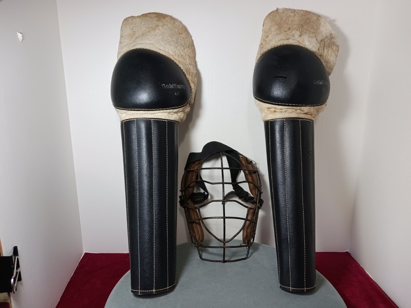 VTG BASEBALL CATCHERS EQUIPMENT MASK & GOLDSMITH SHIN GUARDS EARLY 20TH CENTURY