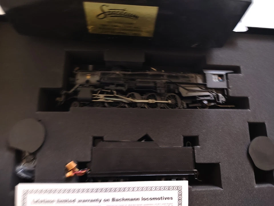 Bachmann Spectrum #81601 HO USRA Luz 4-8-2 Pintado Loco y Tender En Caja Foto 3 de 4