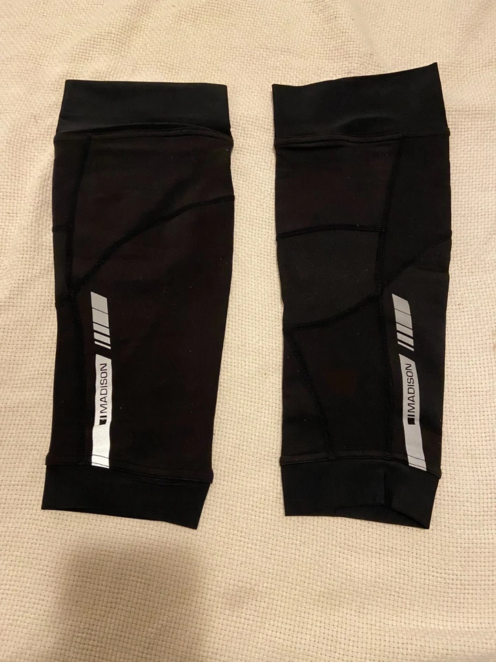 Madison cycling knee warmers - black - size S - Image 3 of 3