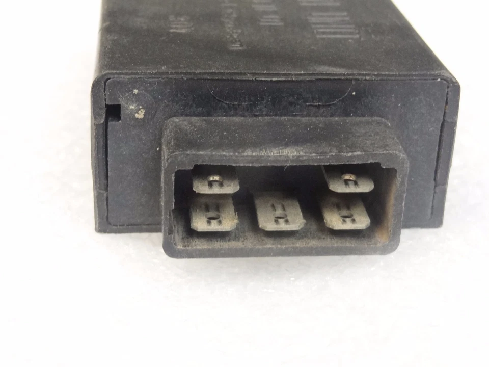 Encendedor Kawasaki NOS NUEVO 21119-1193 KZ KLT KZ250 KLT250 KLT200 CSR LTD Duckster Foto 2 de 4