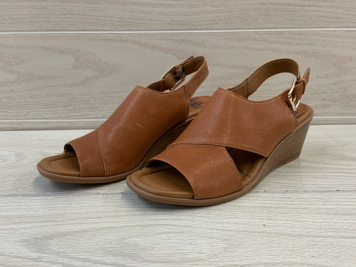 Söfft wedge best sale sandals