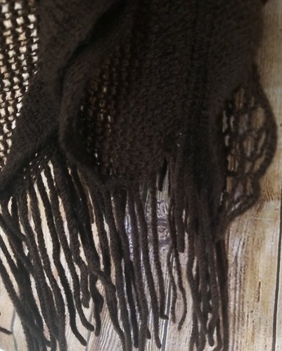 Loose Knit Lighfweight Fringe Scarf Brown - Picture 8 of 9