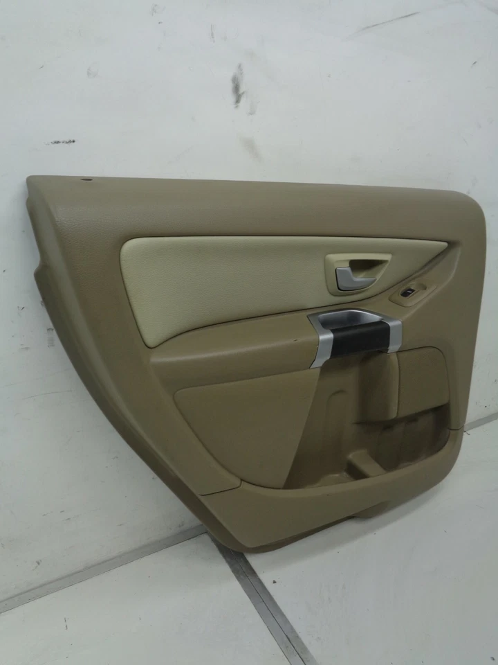03-14 Panel de puerta interior trasero izquierdo lado del conductor Volvo XC90 beige OEM AK2103116 Foto 2 de 4