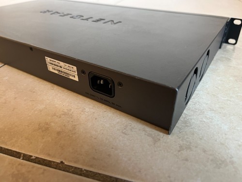 NETGEAR GS728TPPV2 PROSAFE 28-PORT LAN GIGABIT ETHERNET MANAGED SWITCH - Photo 4/6
