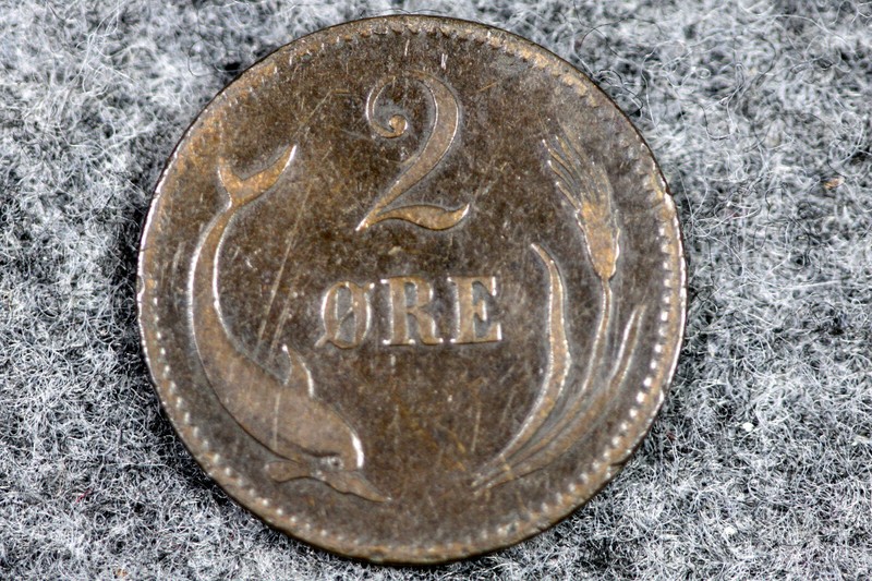 1880 (H) CS DENMARK 2 ORE KEY DATE KM 793.1 #L01210