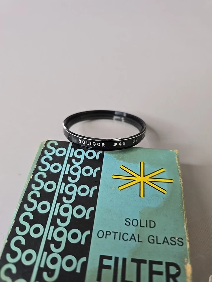 Vintage Soligor Solid Optical  Glass Filter  46mm UV Japan Box Case  - Image 2 of 4