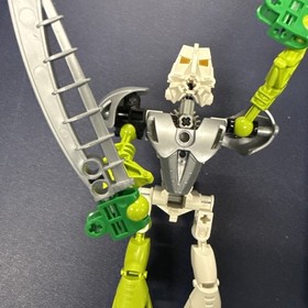 LEGO BIONICLE: Lewa Nuva (8567) 4181739 Green Blades - Incomplete