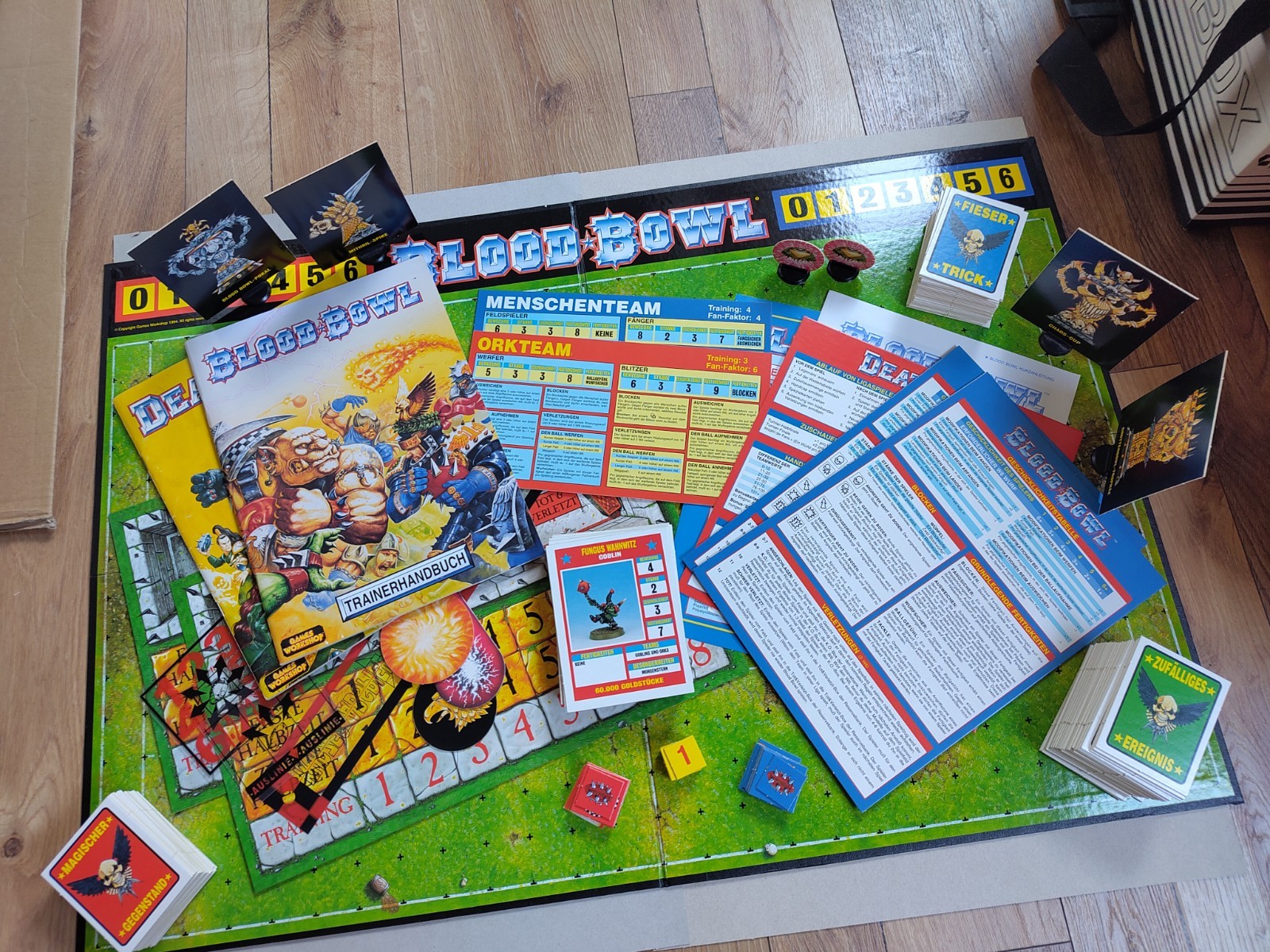 Blood Bowl 3rd Edition & Deathzone Ohne Boxen u. ohne Figuren