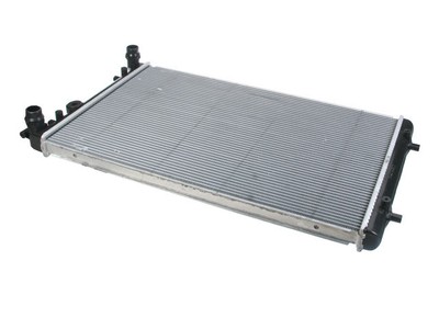 Behr 96DM86B Radiator Fits 1999-2005 VW Jetta Premium Perfect Fit 650 x 414mm