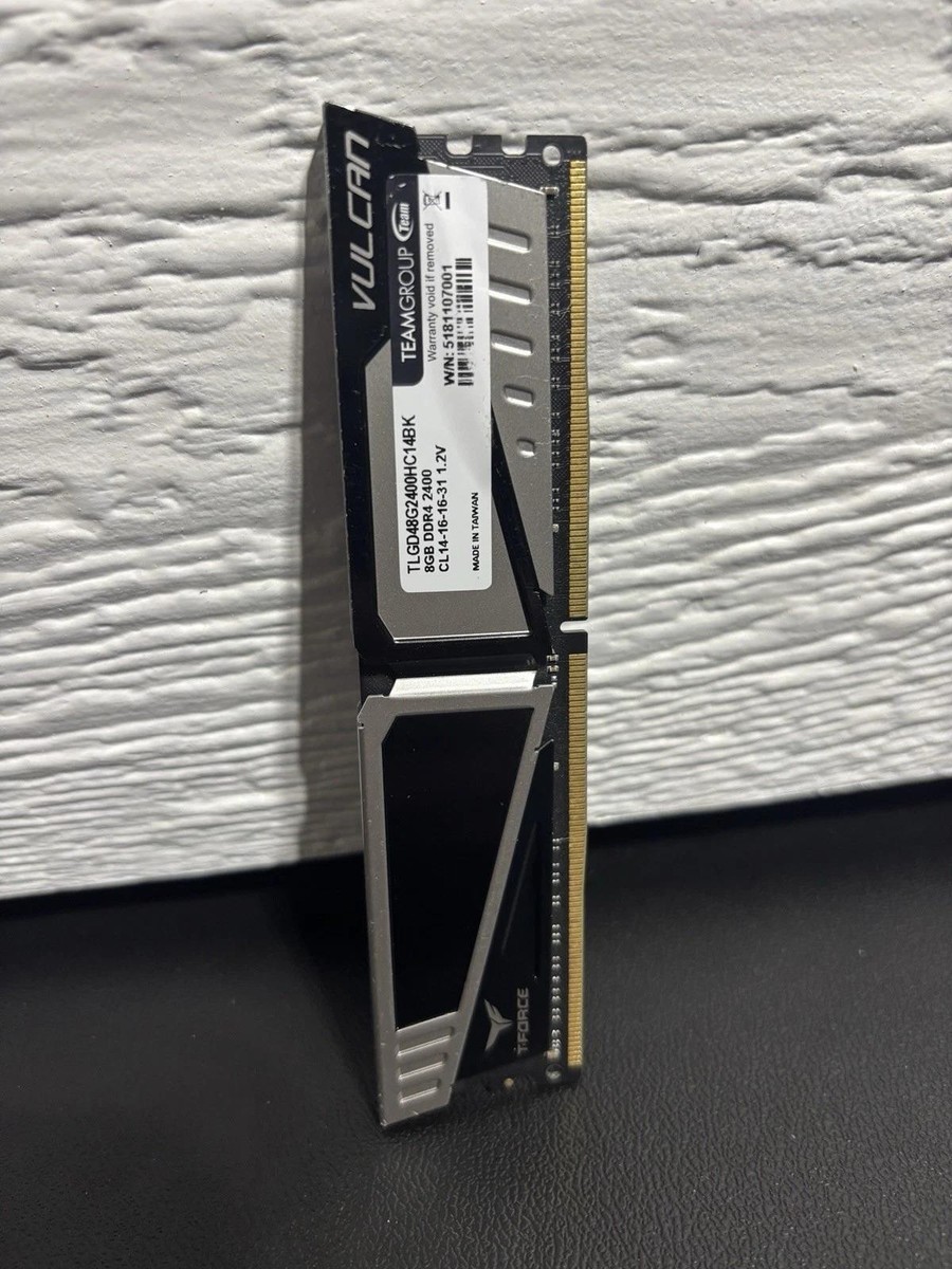 T.Force TLGD48G2400HC14BK DDR4 8GB (1x8GB) UDIMM Desktop Memory