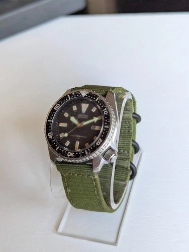 Seiko Vintage 4205-0155 150m Automatic diver mid size U.S. Seller