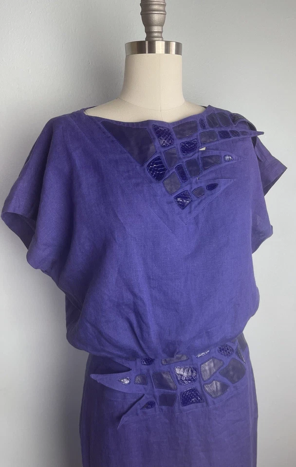 Vestido morado de lino y cuero años 80 80 Foto 2 de 4