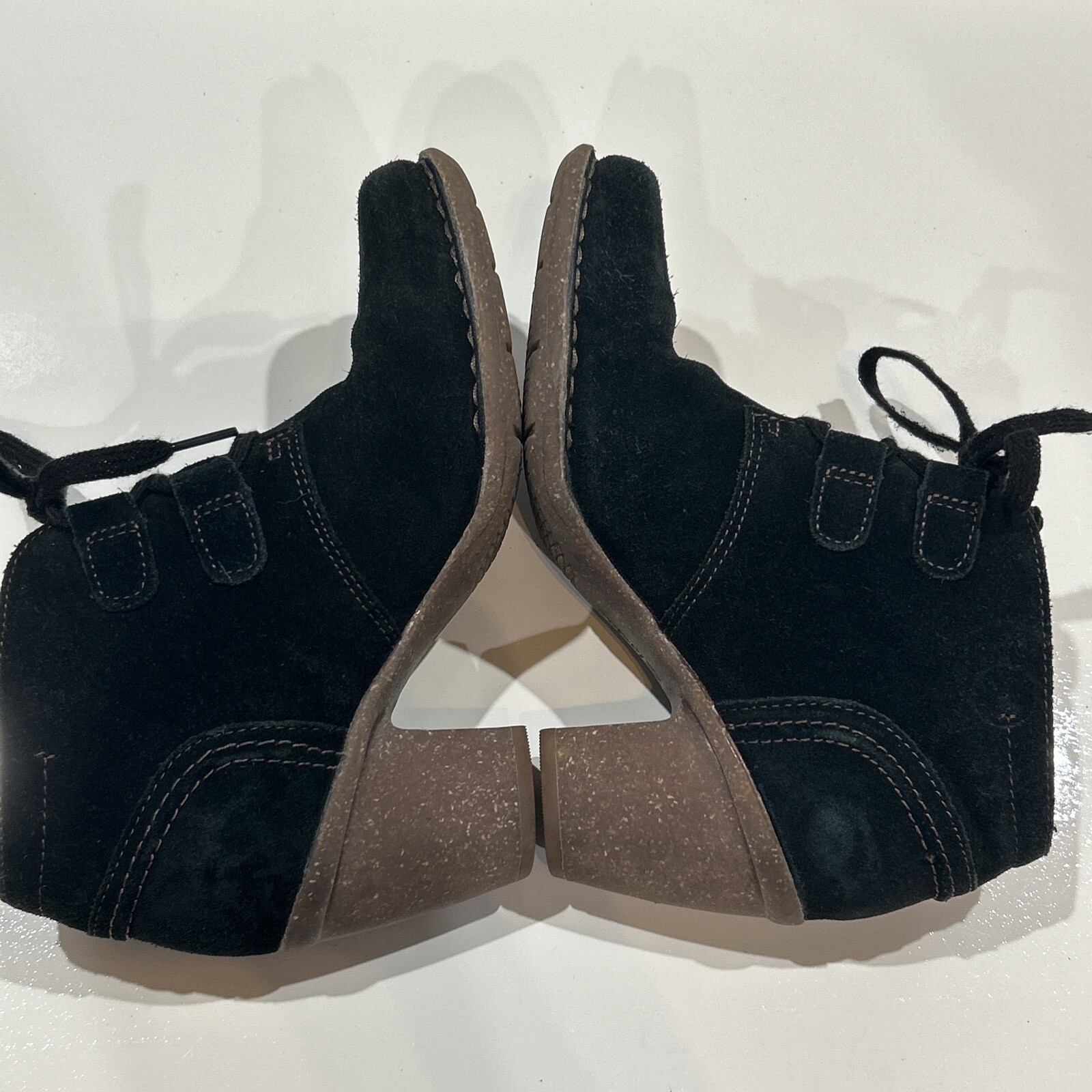 SAOLA Stivaletti Unstructured by Clarks suola comoda neri scamosciati stringati donna 7