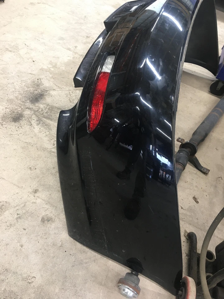 04 BMW 645CI Rear Bumper Assembly - Imagem 2 de 4