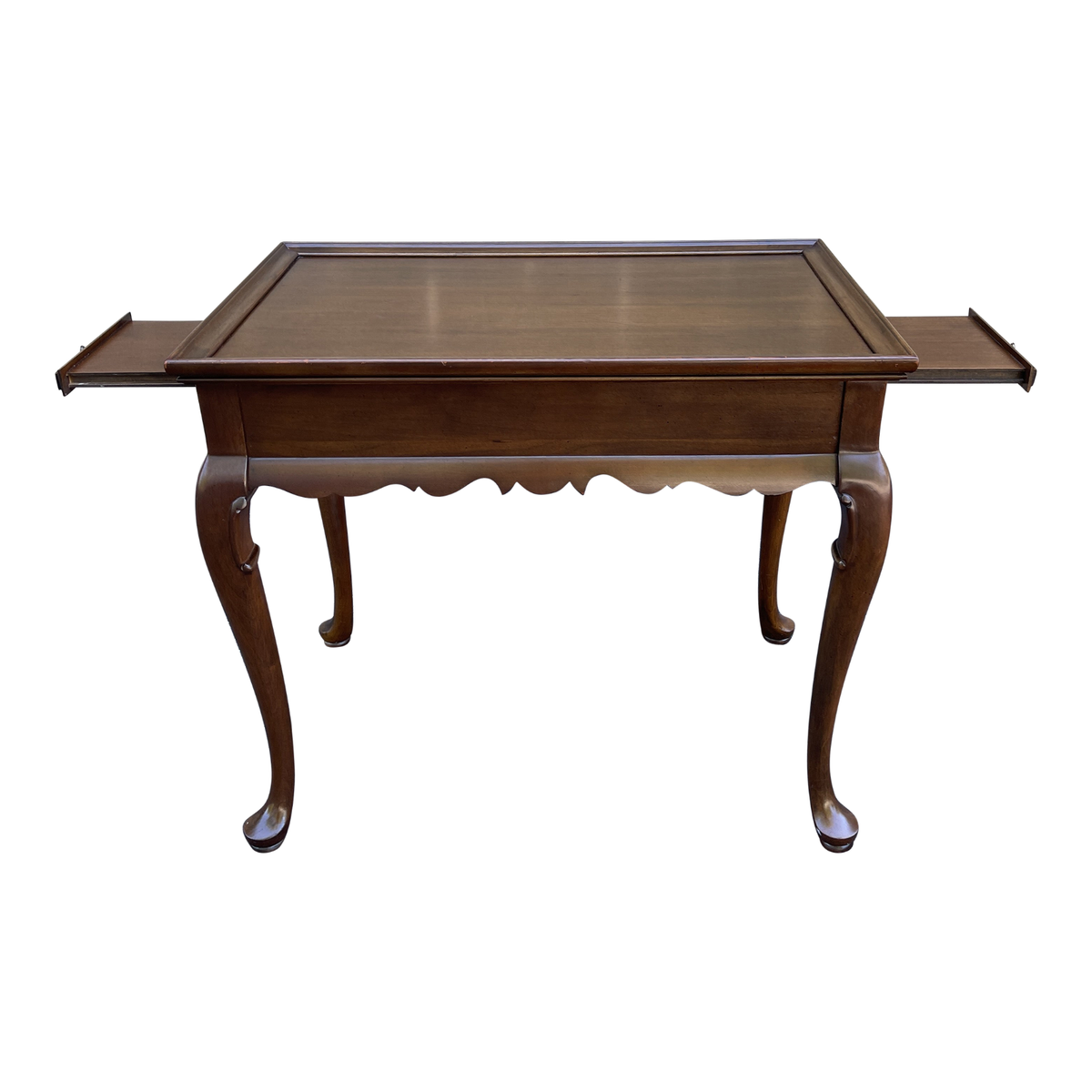 1980s Ethan Allen Georgian Court Queen Anne Cherry Tea Table Side