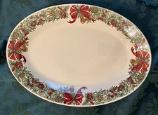 Christmas Platter THE CELLAR Macy's HOLIDAY WREATH Red Ribbon Bead Garland- 14”