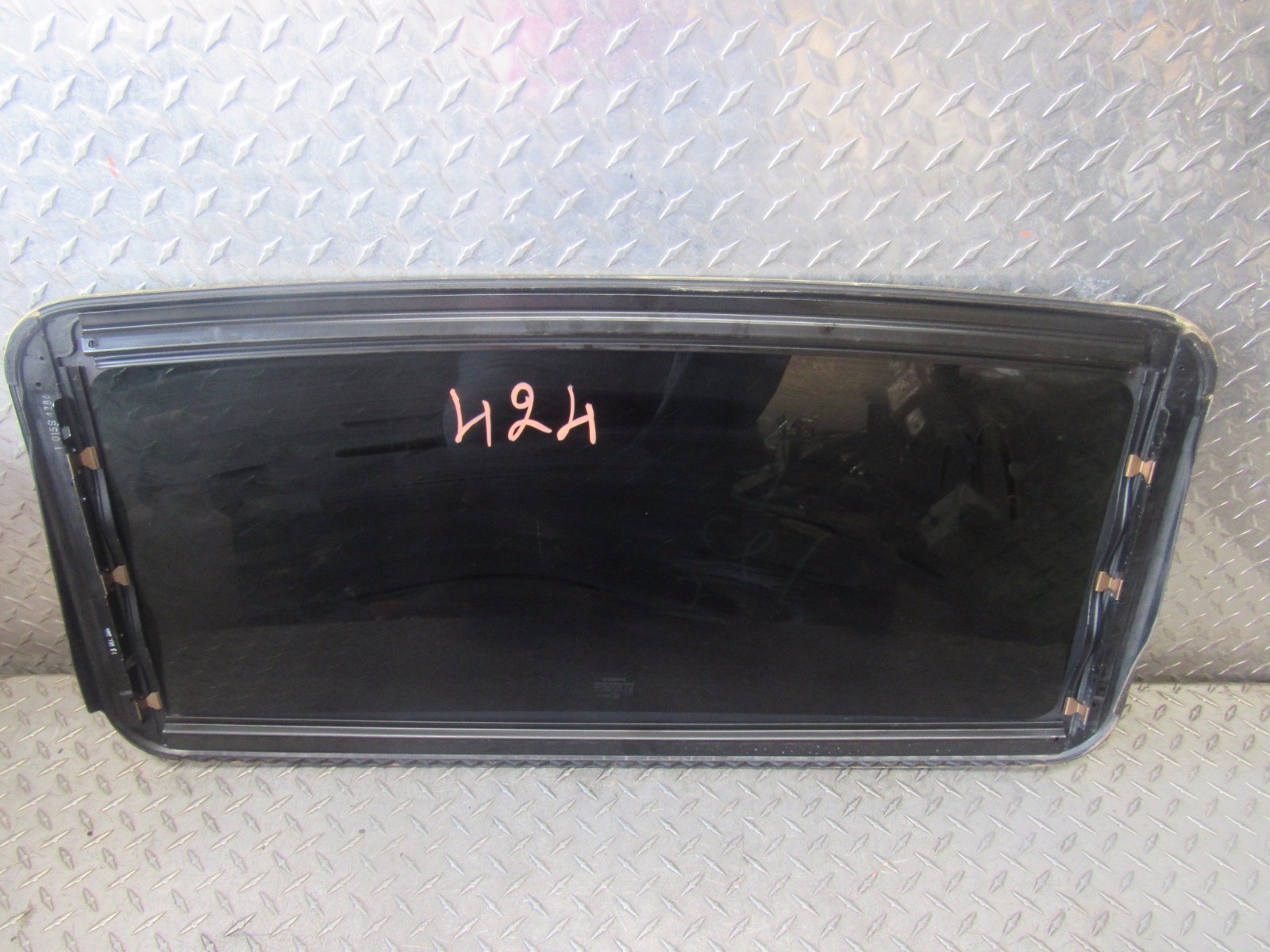 01 09 VOLVO S60 SUNROOF MOONROOF ROOF WINDOW GLASS eBay
