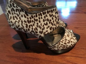 bcbg leopard heels