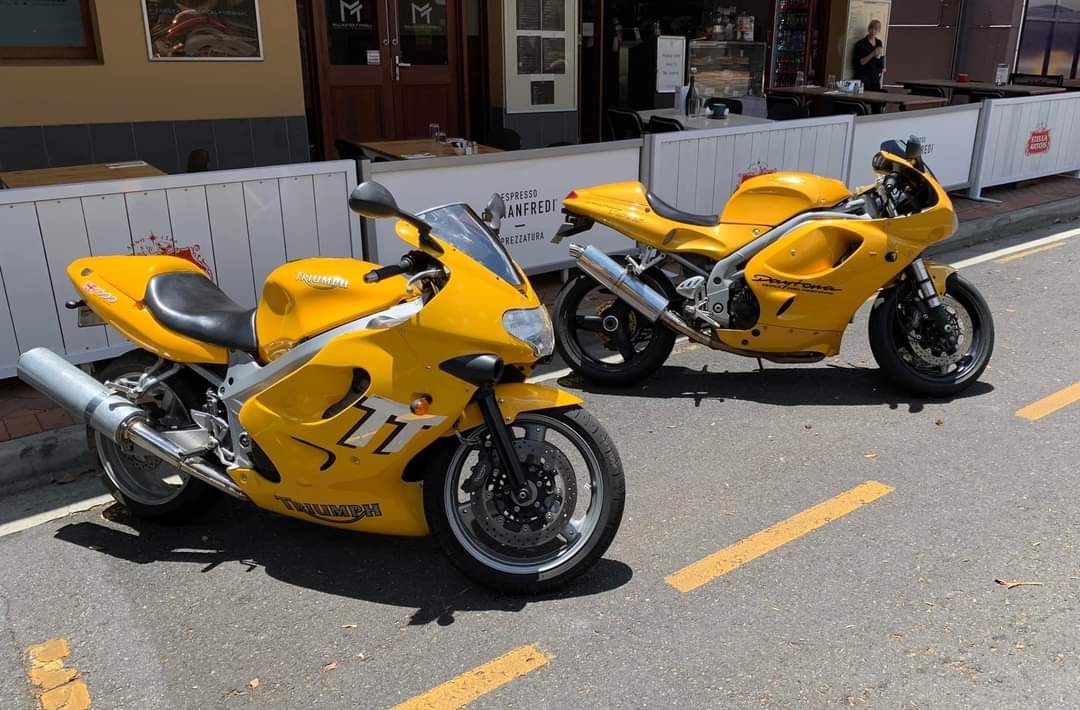 Moto Triumph TT600 usata in ottime condizioni