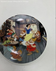 Vintage Disney Snow White Plate Snow White and The Seven Dwarves