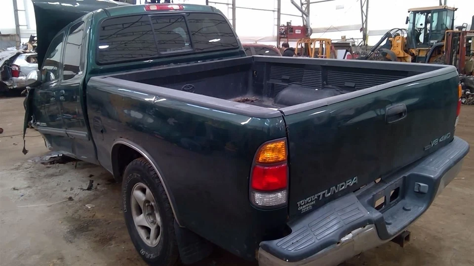 Engine 4.7L VIN T 5th Digit 2UZFE Engine 8 Cylinder Fits 00-04 TUNDRA 6849797 - Image 3 of 4