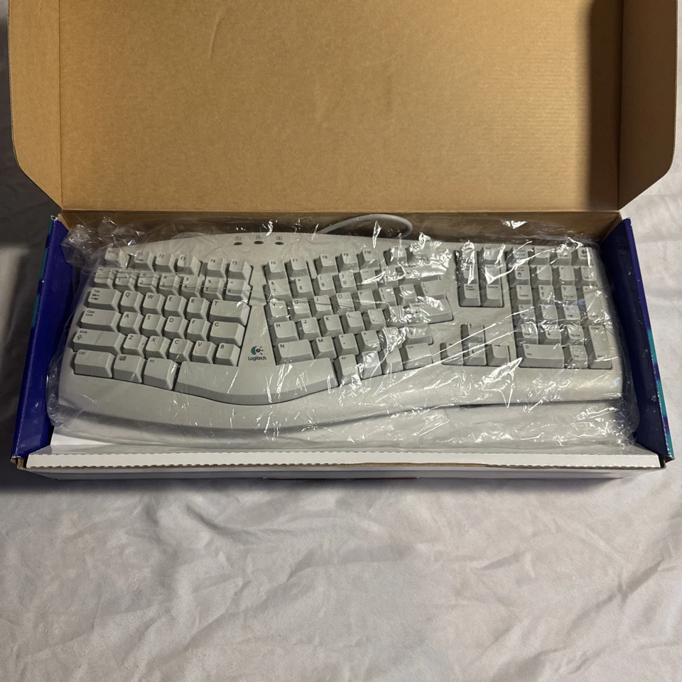Logitech Newtouch Compact Keyboard PS/2 & AT Keyboard Adapter Included - Image 4 of 4