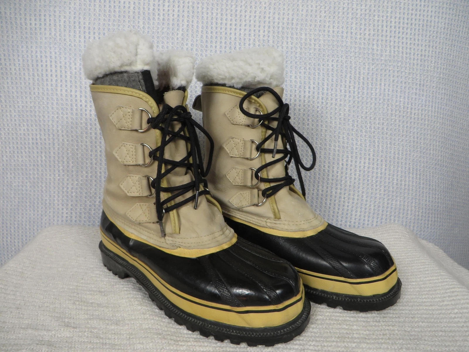 Snow Boots Mens Size 10 Beige Black Insulated Leather Lace Up Winter Steel Shank